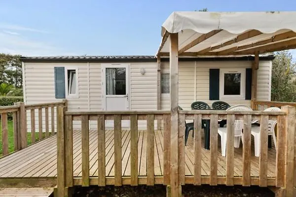 Homair Mobil-Homes Camping Les Avignon فينوف ليز أفيجْنْ 0*, فينوف ليز أفيجْنْ فرنسا